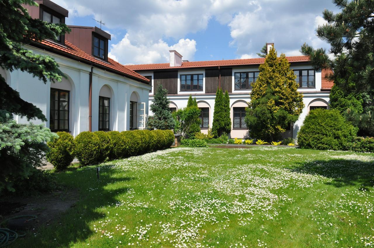 ורשה Hotel "Zajazd Napoleonski" מראה חיצוני תמונה