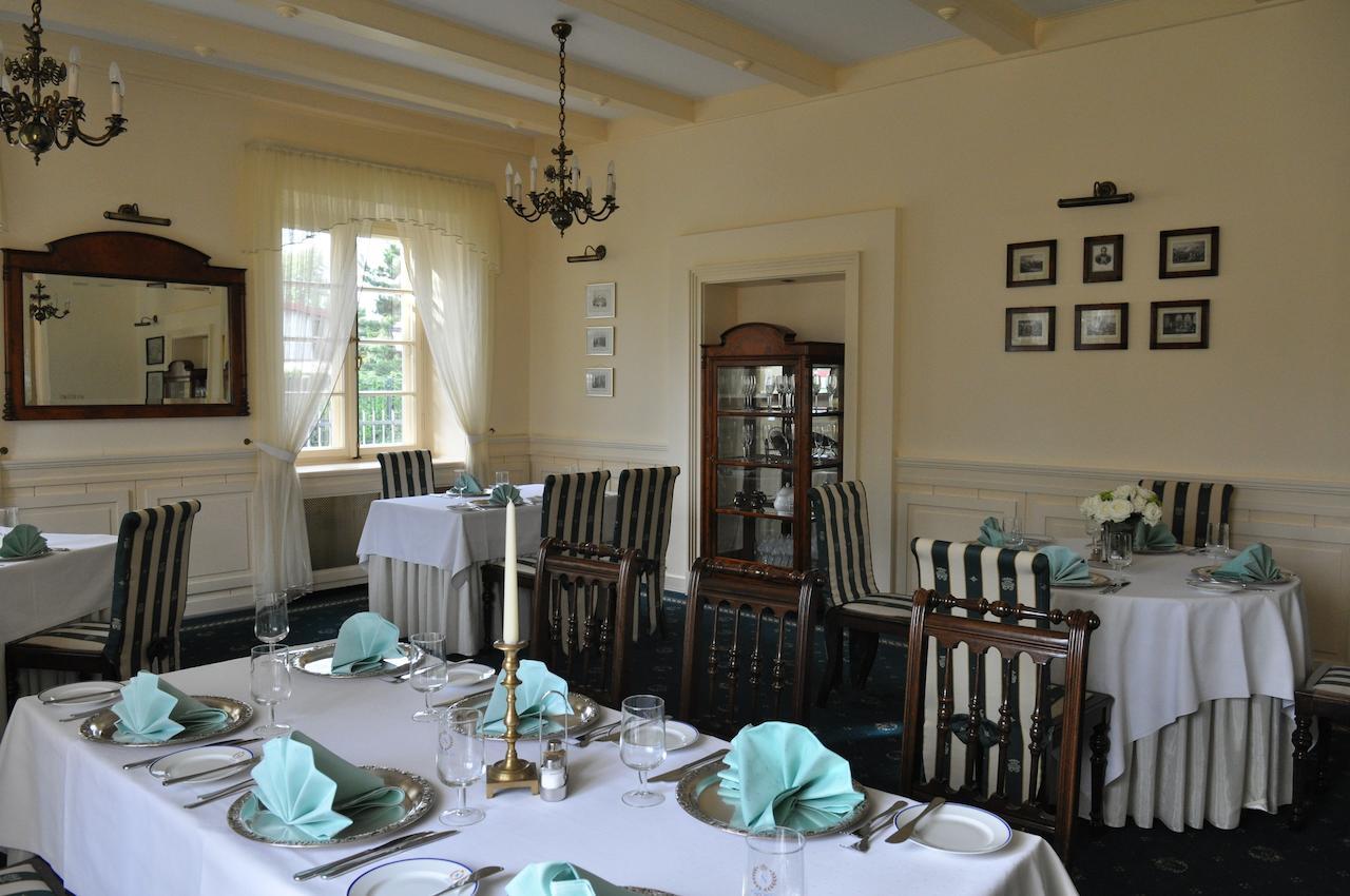 ורשה Hotel "Zajazd Napoleonski" מראה חיצוני תמונה