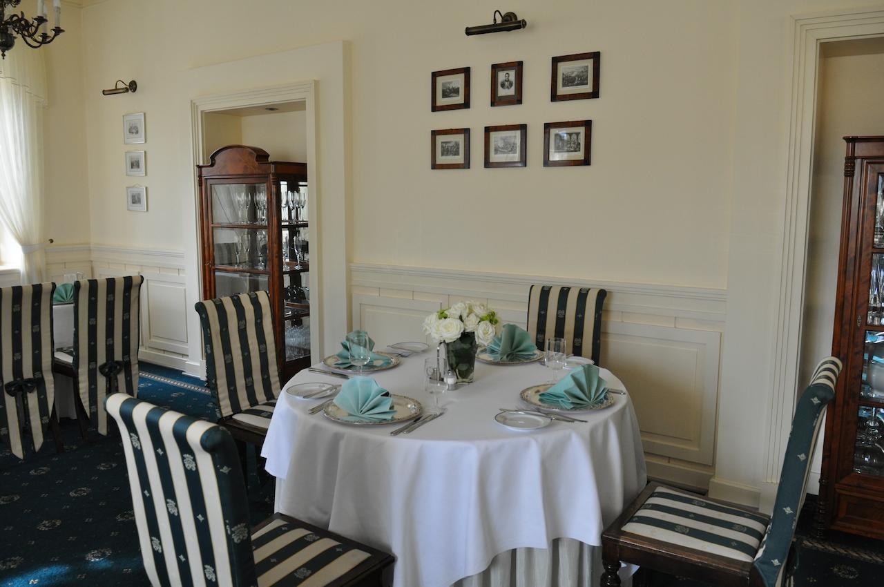 ורשה Hotel "Zajazd Napoleonski" מראה חיצוני תמונה