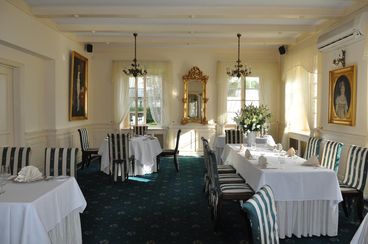 ורשה Hotel "Zajazd Napoleonski" מראה חיצוני תמונה